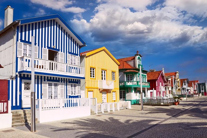 Aveiro and Costa Nova: Private Tour With Moliceiro Cruise Half Day - Walking Tour in Porto