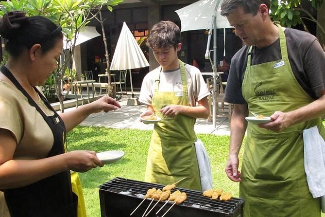 Baipai Thai Cooking School Class in Bangkok - Accessibility and Group Size