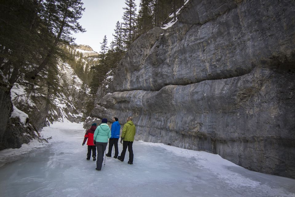 Banff: Grotto Canyon Icewalk - Getting to the Meeting Point