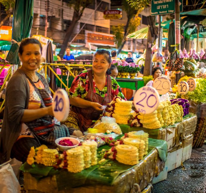 Bangkok: Nighttime Bike Tour With Flower Market Visit - Bangkok Flower Market Visit