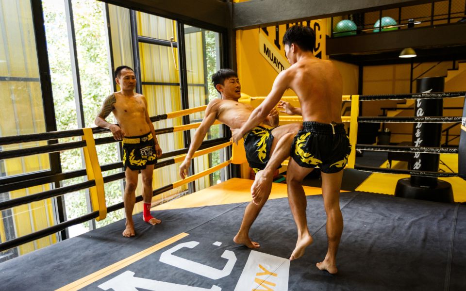 Bangkok: Private Muaythai Martial Arts Lesson & Hotel Pickup - Muaythai Shorts