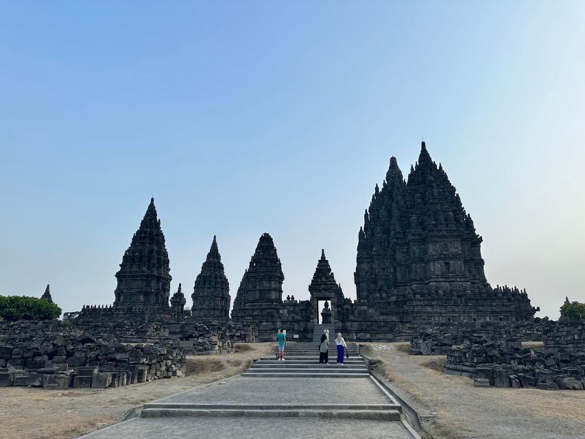 Beyond Temples: Yogyakarta Heritage Trail 4 Days - Exploring Prambanan, Malioboro, and Alun-Alun Kidul