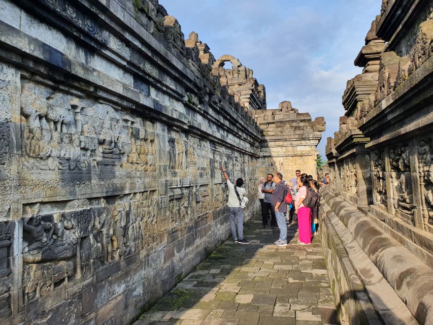 Borobudur Tour - Transportation and Guide Services