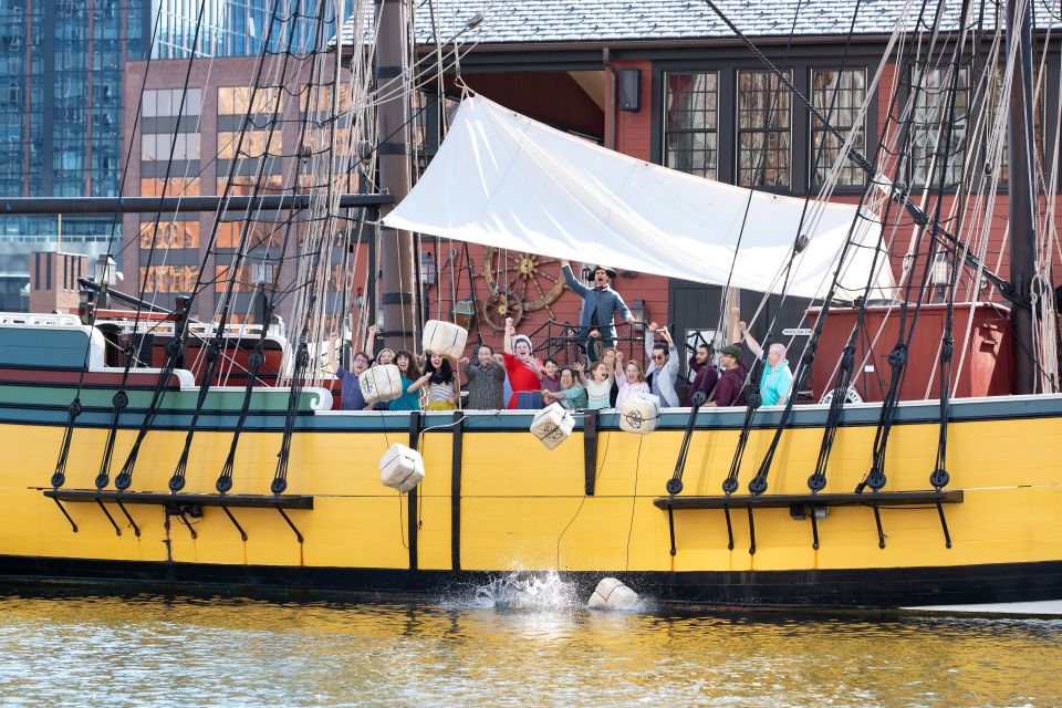 Boston: Boston Tea Party Ships and Museum Interactive Tour - American Revolution Exploration