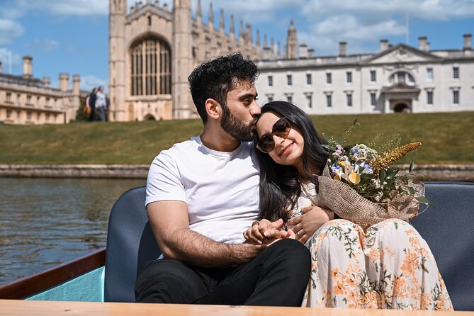 Cambridge - Shared Punting Tour - Private Tour Option
