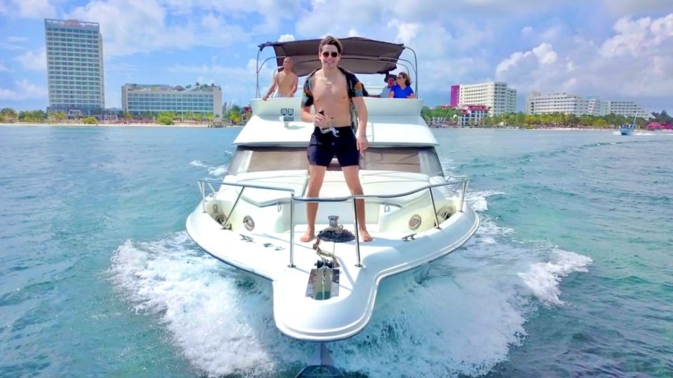 Cancun: Private Luxury 46-Feet Flybridge Yacht Cruise - Accessibility and Restrictions