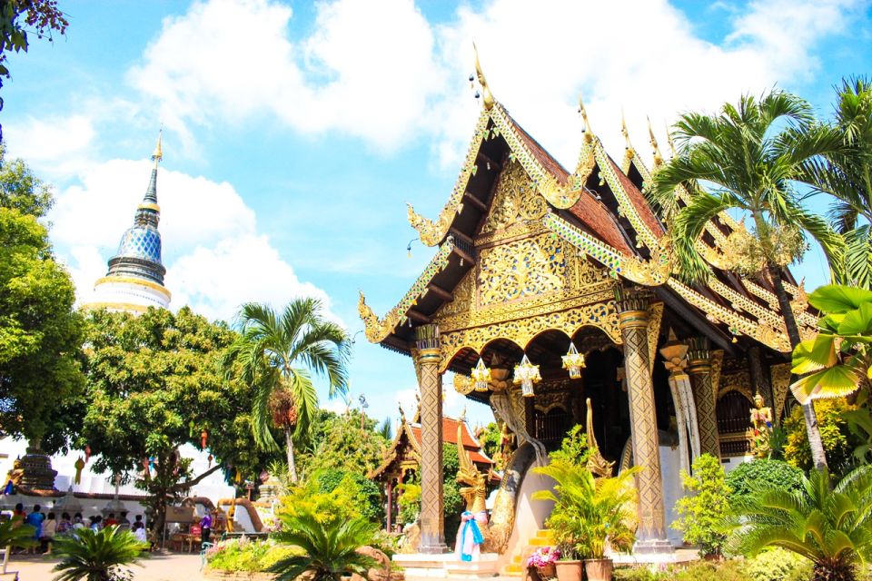 Chiang Mai: Market and Trishaw Ride Tour With Local Lunch - Three King Monument Significance