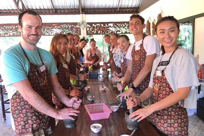 Cooking Morning Class Chiang Mai Visit Organic Garden and Market - Diverse Menu Options and Flexibility