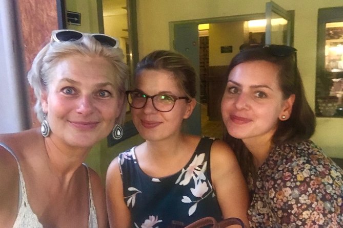 Customized Private Tour With Nelli & Her Local Guides - Exploring Budapests History