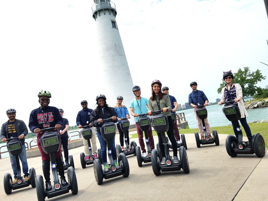 Detroit: Segway Tour Strait to the Point - Audio Guide