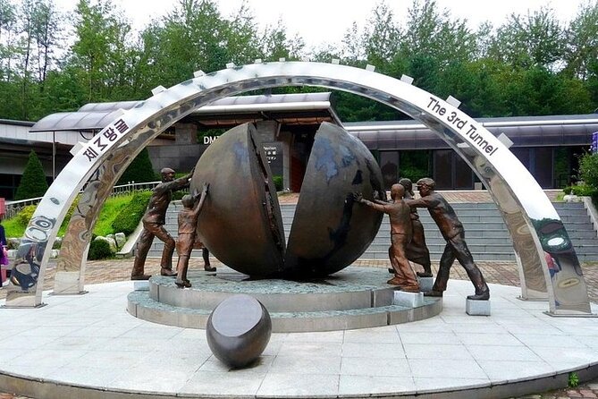 DMZ Tour, Expert Tour Guide From Seoul /Option: Suspension Bridge - Visiting Dora Observatory
