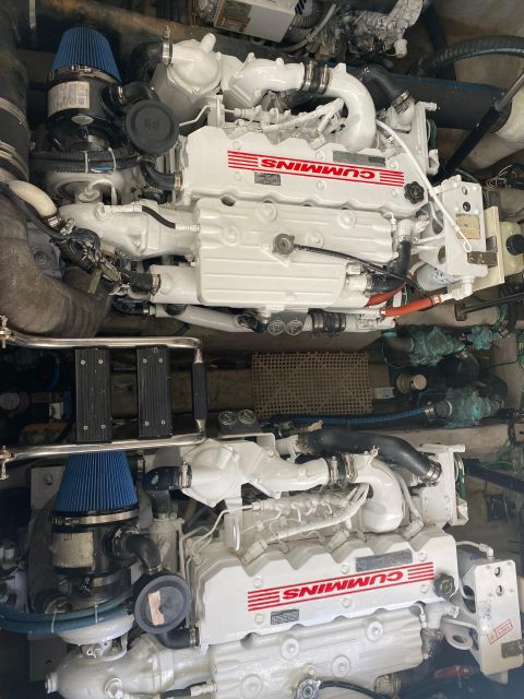 ⭐️⭐️⭐️⭐️⭐️ Private 🛥️ Yacht Rentals ⏰ 2h 🍾 Champagne Gift - Pricing Options