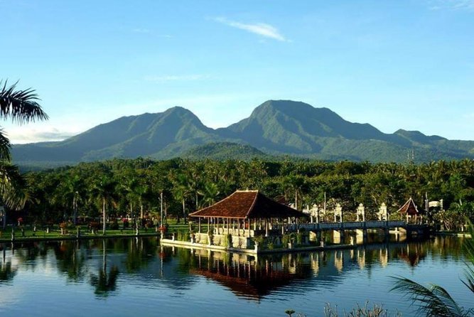 East Bali Lempuyang Tirta Gangga Water Palace Private Guided Tour - Getting There