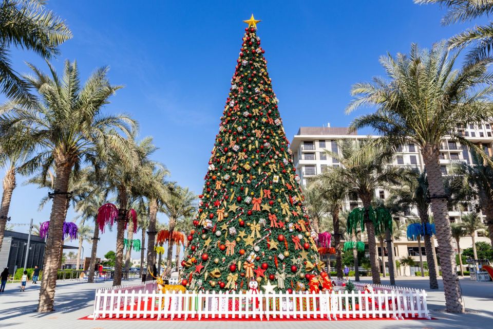 Enchanted Holiday Walk: Phoenix's Festive Delight - Private Tour and Cancellation Policy