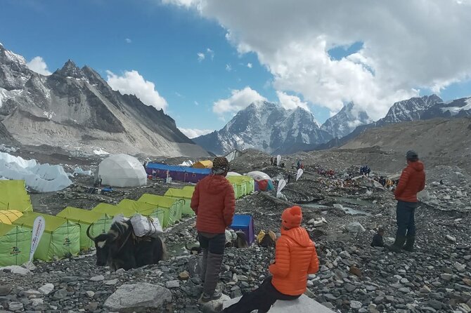 Everest Base Camp Over Sky Sharing Helicopter Tour. - Reviews and Badge