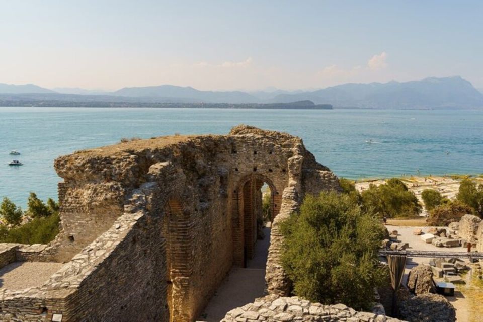 Fabulous Heritage of Sirmione - Walking Tour - Scaligero Castle Exploration