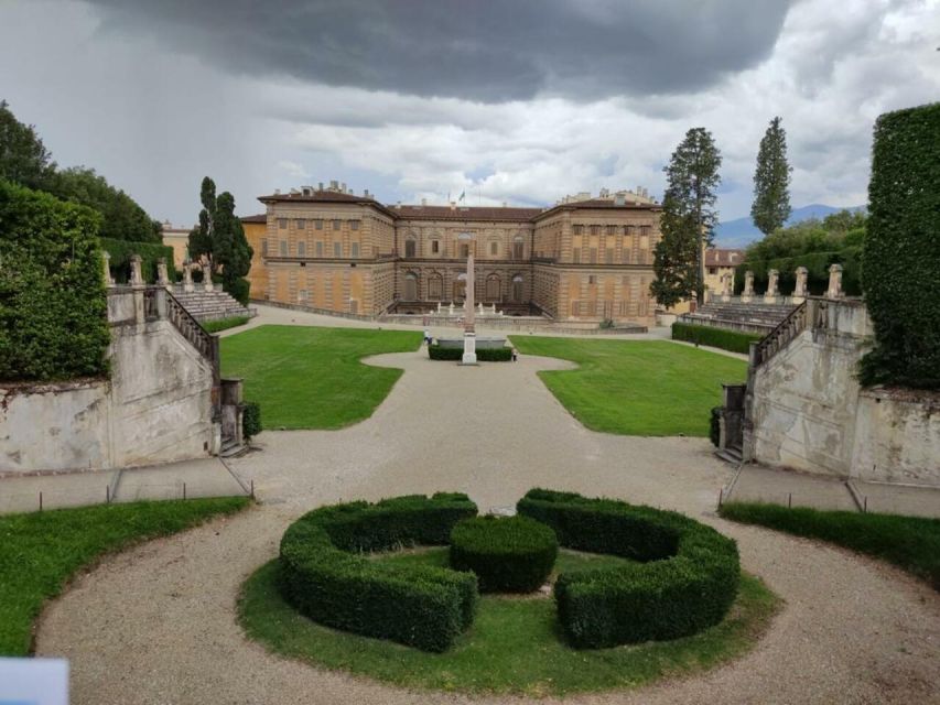 Florence: Pitti Palace and Boboli Gardens Private Tour - Exploring the Museum of Fashion and Costume