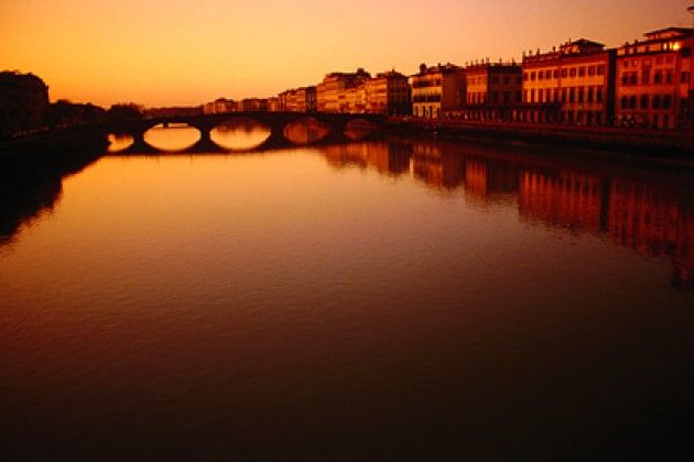 Florence: Sunset Sightseeing Tour and Wine Tasting - Wine Tasting and Oltrarno