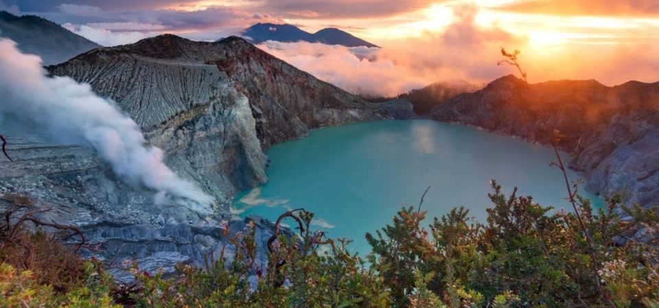 From Banyuwangi: Day Trip to Ijen Volcano With Guided Trek - Booking Details and Pricing