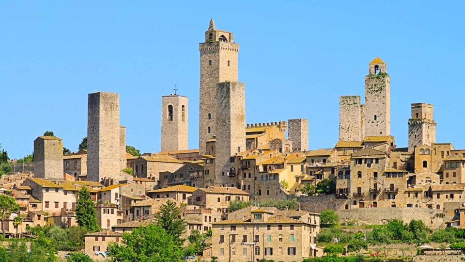 From Florence: PRIVATE Tour of San Gimignano and Volterra - Volterra Highlights