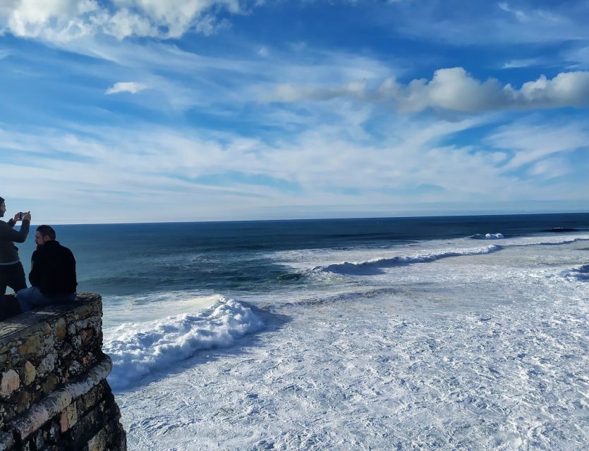 From Lisbon: Private Óbidos and Nazaré Tour - Guided Tour of Sítio Da Nazaré