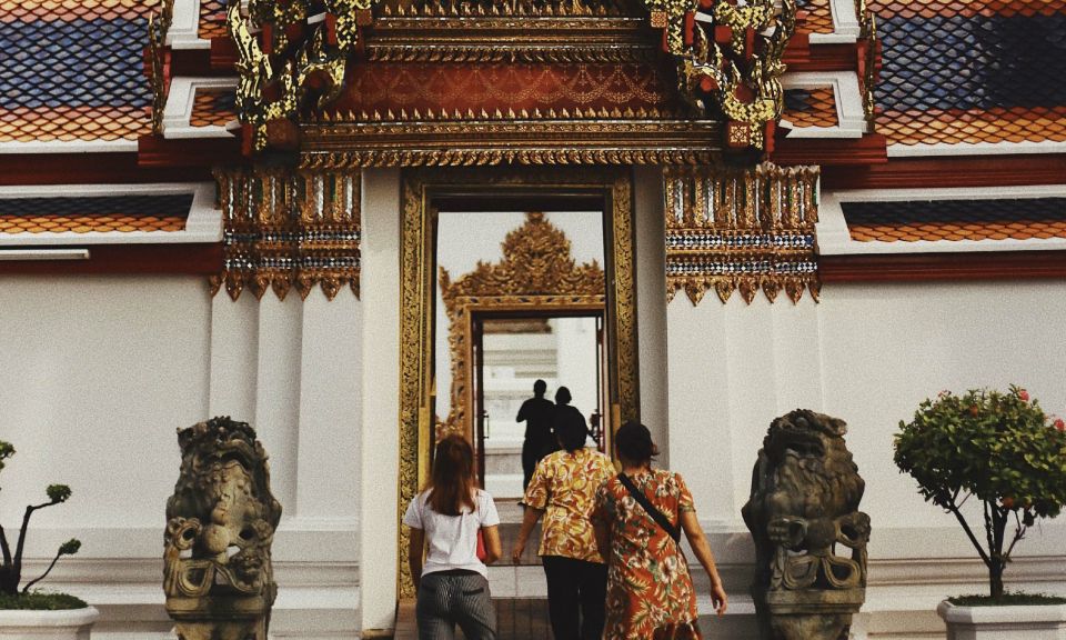 From Pattaya: Bangkok Temples Full-Day Tour - Suitability for Mobility