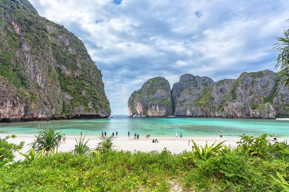 From Phi Phi: Sunrise Maya Bay, Pileh Lagoon Speedboat Tour - Key Points