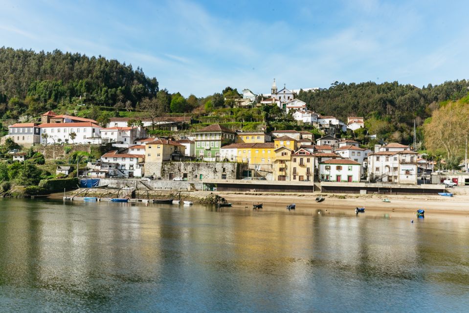 From Porto: Douro River Cruise to Régua With Lunch - Pricing and Meeting Point