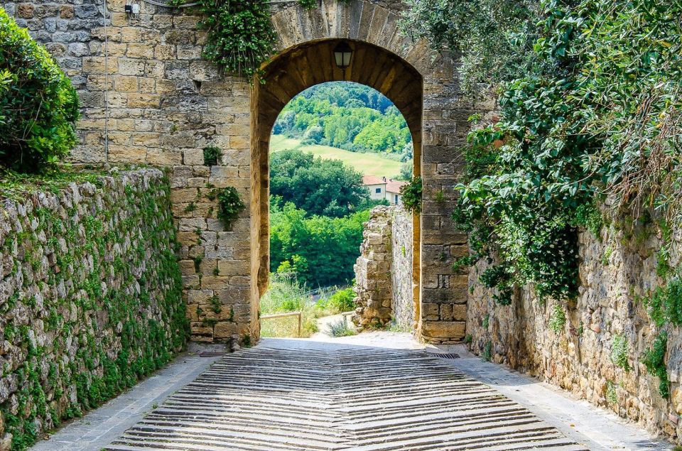 From Siena: Day Tour in a Vintage Fiat 500 With Winery - Exclusive Winery Visit and Tasting