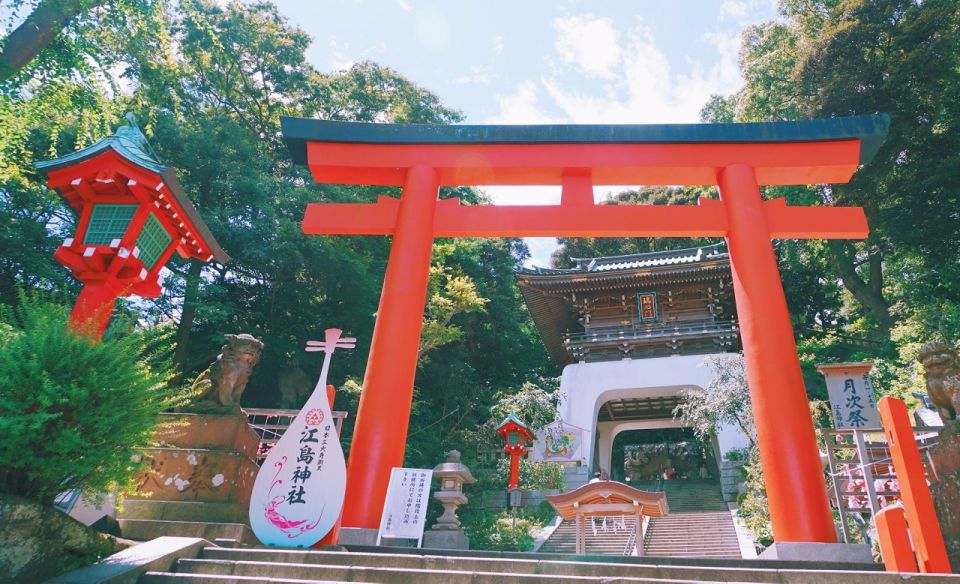 From Tokyo: Kamakura, Hachimangu Shrine & Enoshima Day Tour - Great Buddha of Kamakura