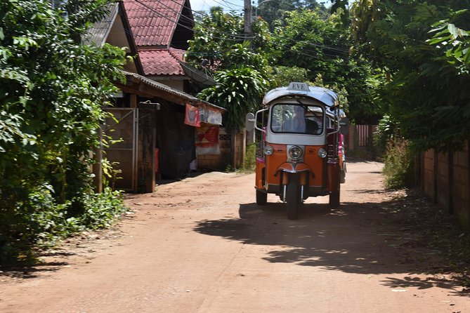 Full-Day Guided Tuk Tuk Chiang Mai Adventure and Rafting - Mountain Temples