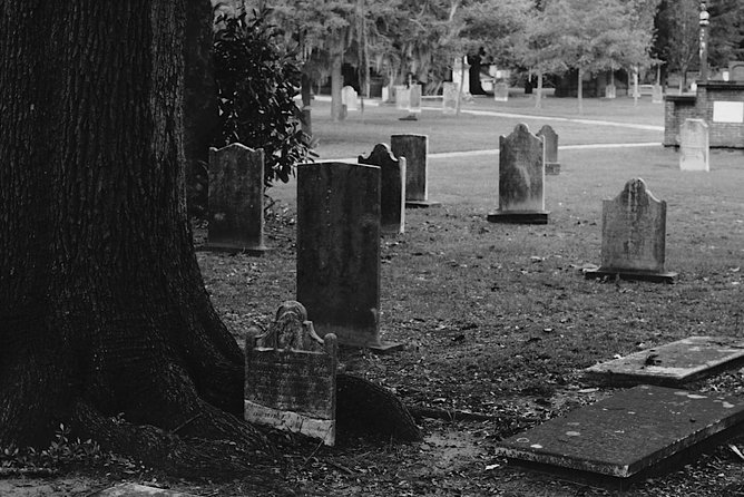 Genteel and Bards Savannah Dark History and Ghost Encounter Walking Tour - Additional Information