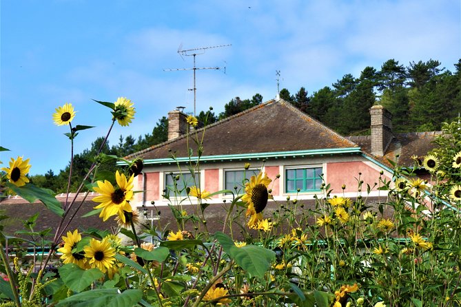 Giverny Monet House and Gardens Skip the Line Walking Tour - Learning About Monets Life