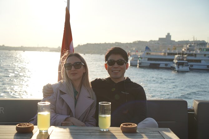 Golden Sunset Cruise on Luxury Yacht in Istanbul Bosphorus - Professional Local Guide Services