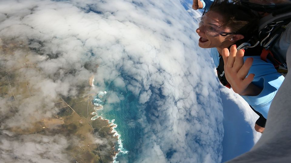 Great Ocean Road: Skydive Over the Twelve Apostles - Participant Restrictions