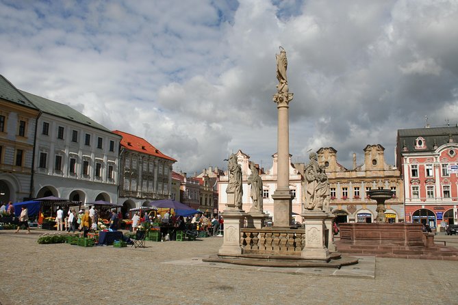 Half Day Trip to Kutna Hora and Bone Church From Prague - Tour Reviews and Ratings