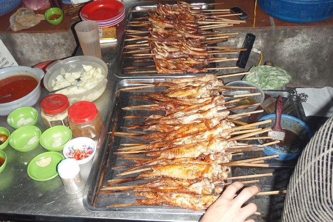 Hanoi Food on Foot: Walking Tour of Hanoi Old Quarter - Group Size