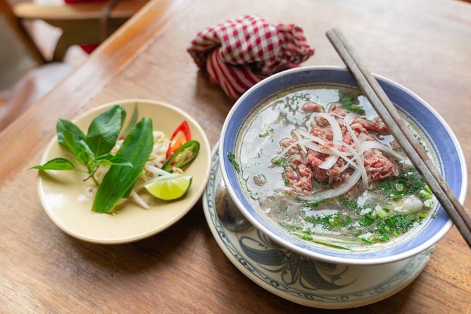 Hanoi Walking Foodie Tour by Night - Cultural Immersion