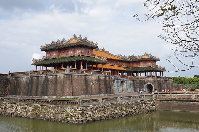 Hue Imperial City Walking Tour 2.5 Hours - Tips for Travelers