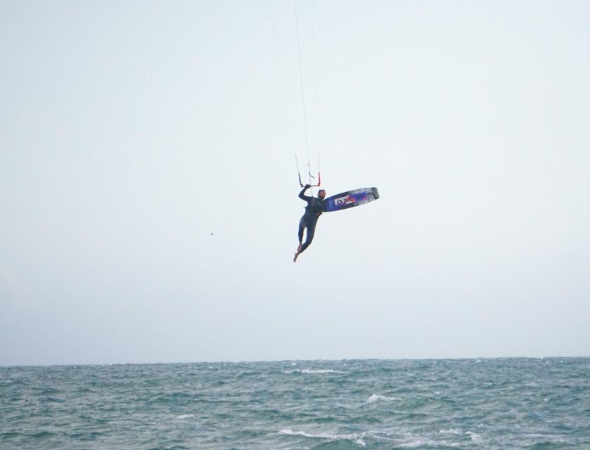 Kitesurfing Equipment Rental Near Syracuse - Safety Precautions