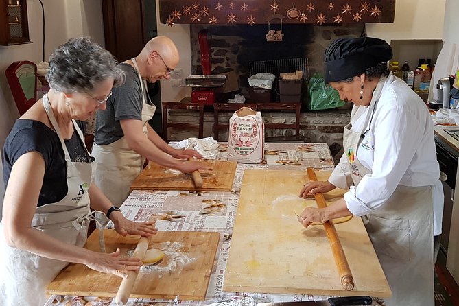Lesson With Traditional Bolognese Cuisine Chef - Group Size and Capacity