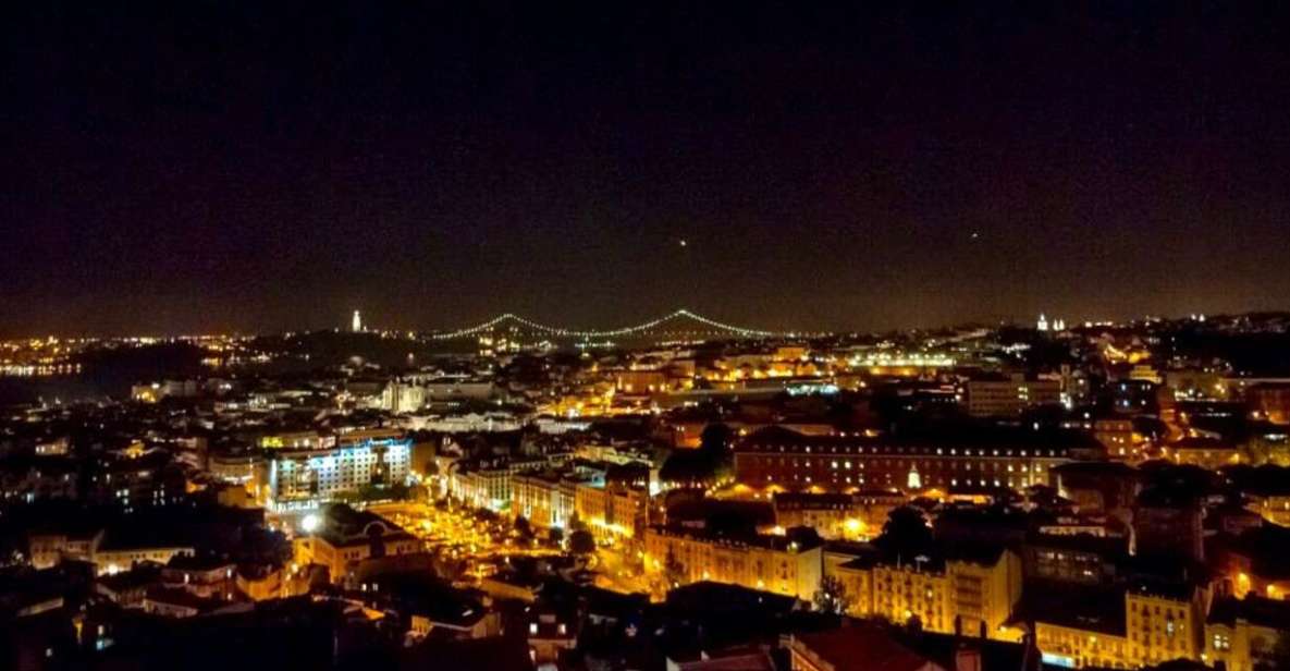 Lisbon: Authentic Fado Show, Dinner and Night Tour - Included Amenities