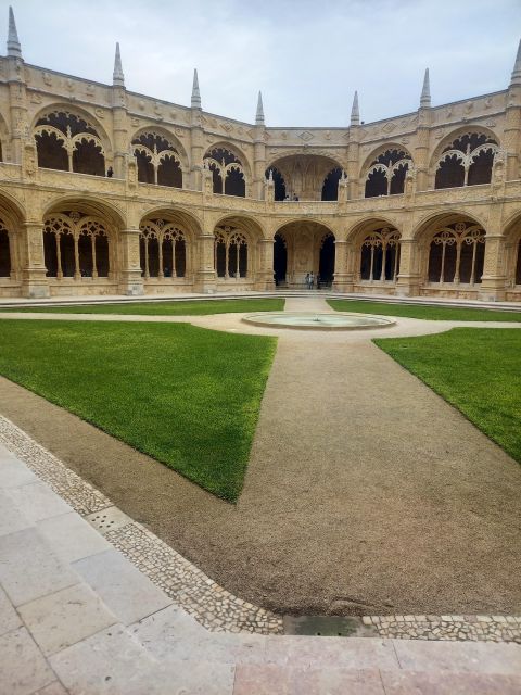 Lisbon: Belem Tour & Jeronimos Monastery Skip-the-Line Entry - Walk Along Tagus River