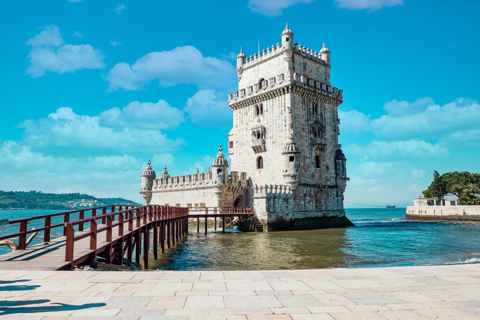 Lisbon: Private 4-Hour Tour - Includes