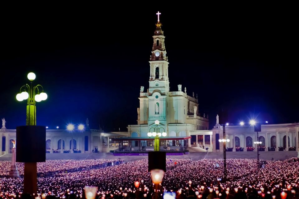 Lisbon to Porto // Porto to Lisbon; & Fátima Shrine Pass by - Suitability and Accessibility