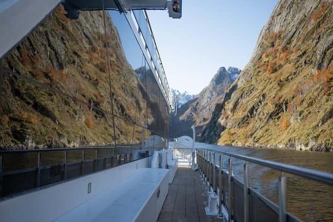 Lofoten Island: Silent Trollfjord Cruise From Svolvaer - Meeting and Pickup Details