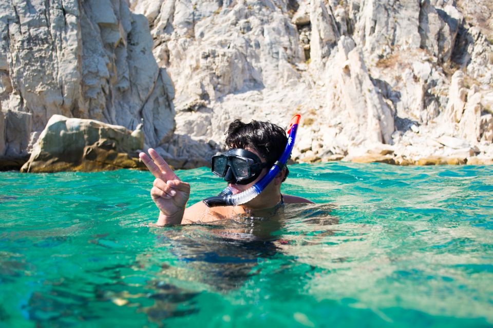 Los Cabos: Private Kayaking and Snorkeling Tour at the Arch - Gear and Amenities