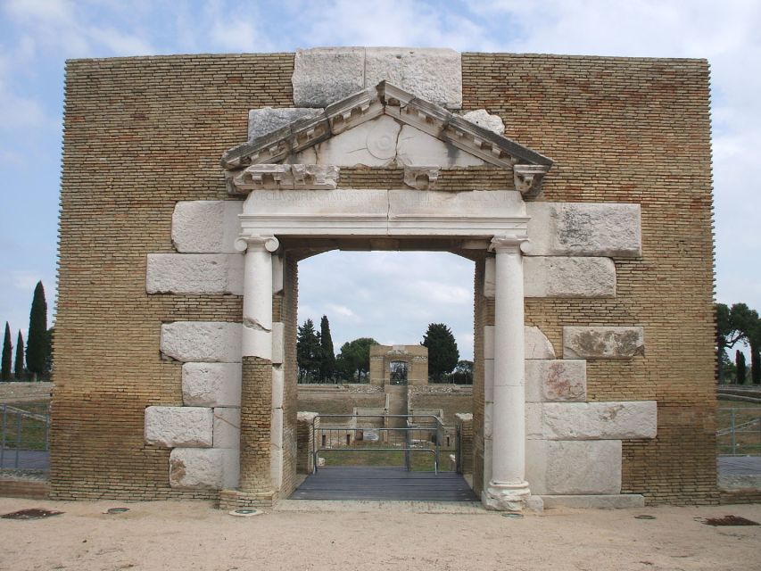 Lucera: Private Tour of Amphitheater, Church & Fortress - Highlights of the Tour