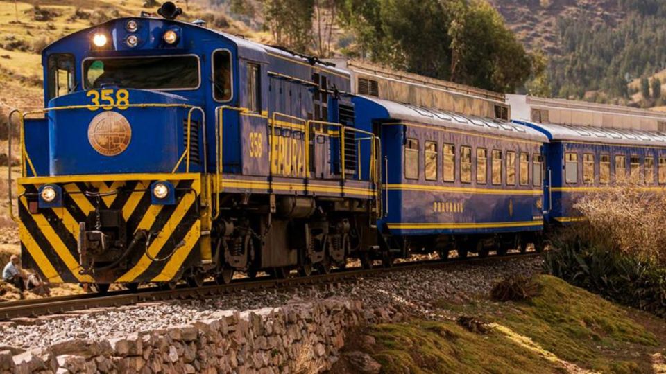 Machupicchu Full Day Tour: by Train Vistadome - Exploring Machu Picchu