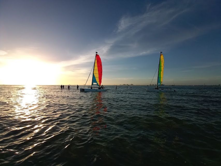 Miami: Intimate Sailing in Biscayne Bay W/ Food and Drinks - Aquatic Activities